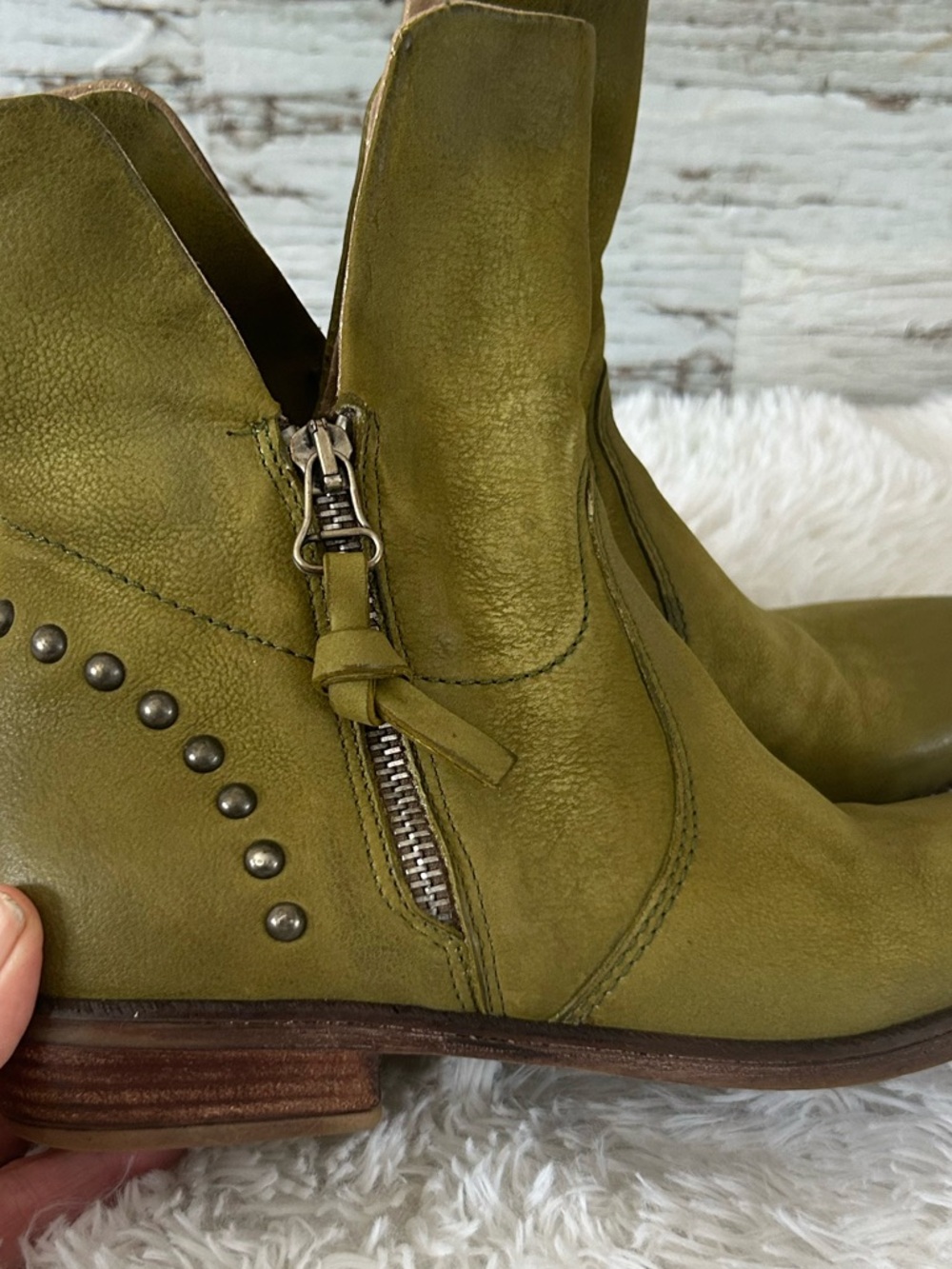 MJUS Olive Green Leather Boots